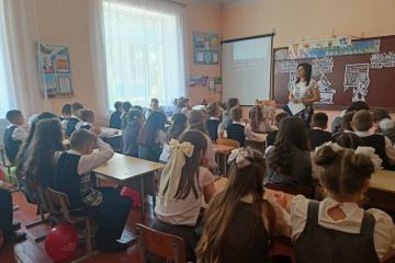 ПАТРИОТИЧЕСКИЙ ЧАС О СЕМЬЕ ДЛЯ МЛАДШИХ ШКОЛЬНИКОВ