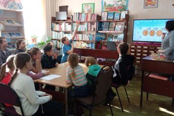 НОВОГОДНИЕ МЕРОПРИЯТИЯ В ЦЕНТРАЛЬНОЙ ДЕТСКОЙ БИБЛИОТЕКЕ