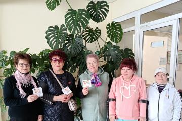 СЕМЬЮ СПЛОТИТЬ ПОМОЖЕТ МУДРОСТЬ КНИГ