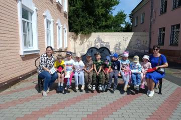 ПУТЕШЕСТВИЕ В МИР КНИГ: КРАЕВЕДЧЕСКАЯ ЭКСКУРСИЯ ДЛЯ ДОШКОЛЬНИКОВ ГРУППЫ "ДРУЖБА"
